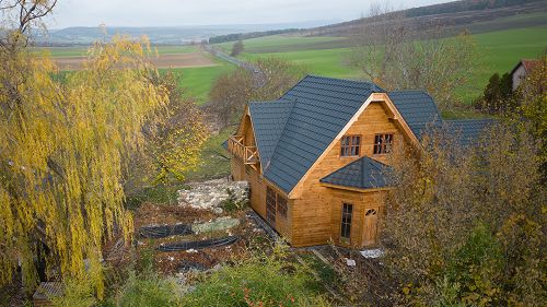 Wir bieten zwei Immobilien zum Verkauf, die noch fertiggestellt werden sollen und zahlreiche Business-Möglichkeiten anbieten können.
Wir bitten Sie, für weitere Informationen unsere Immobilienmakler zu kontaktieren!