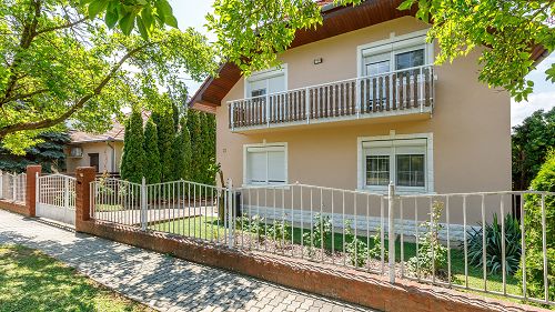The continuously maintained and tastefully furnished family house is for sale in Hévíz, which town is really popular for tourists .